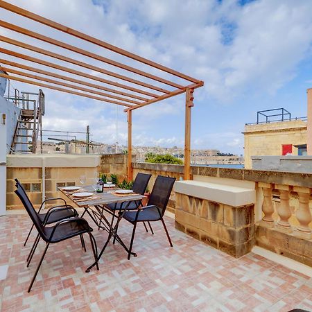 Traditional Maltese Townhouse, Roof Terrace And Views セングレア エクステリア 写真