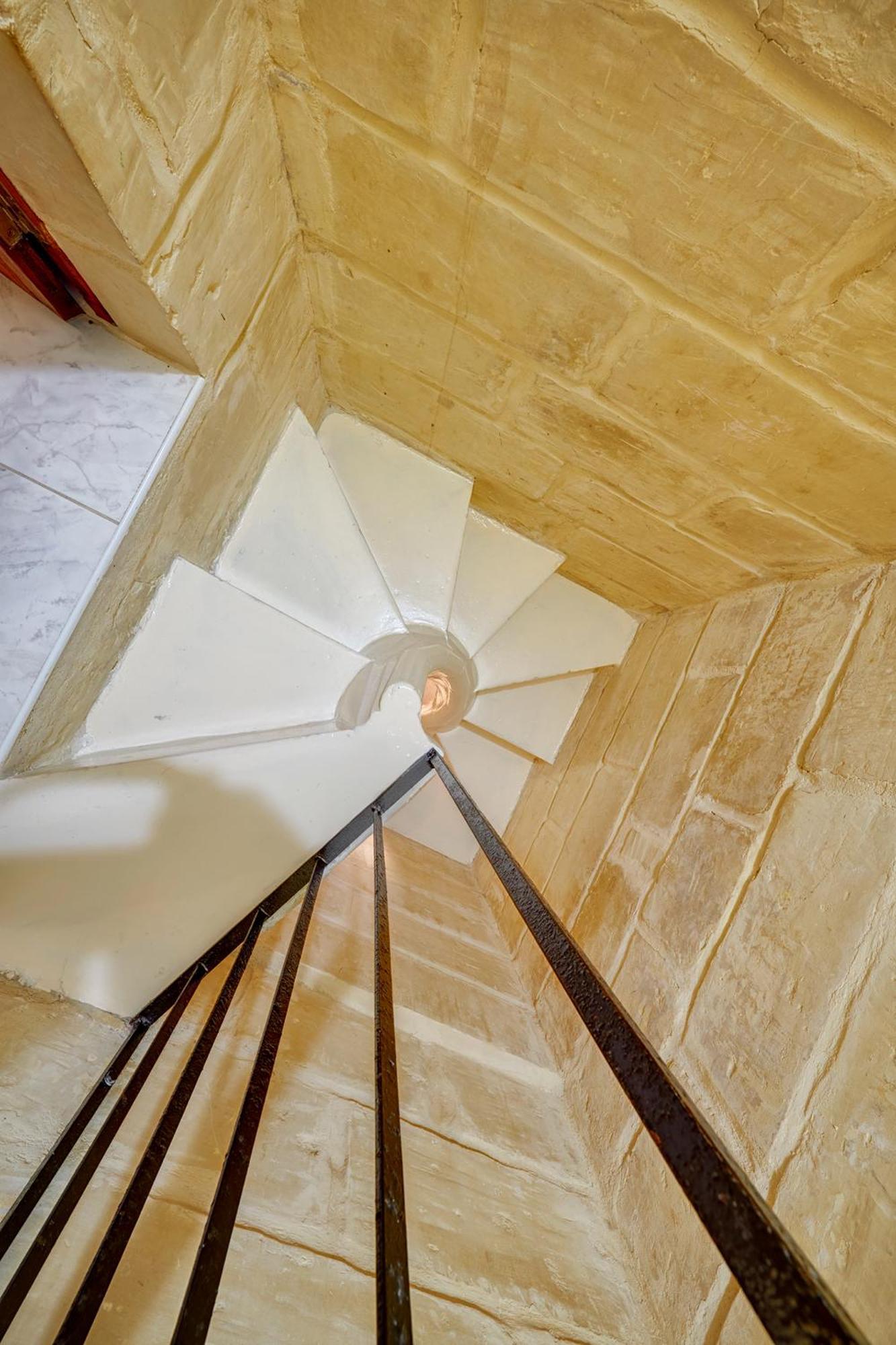 Traditional Maltese Townhouse, Roof Terrace And Views セングレア エクステリア 写真