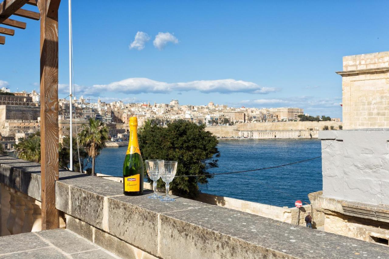 Traditional Maltese Townhouse, Roof Terrace And Views セングレア エクステリア 写真