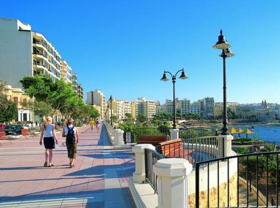 Traditional Maltese Townhouse, Roof Terrace And Views セングレア エクステリア 写真