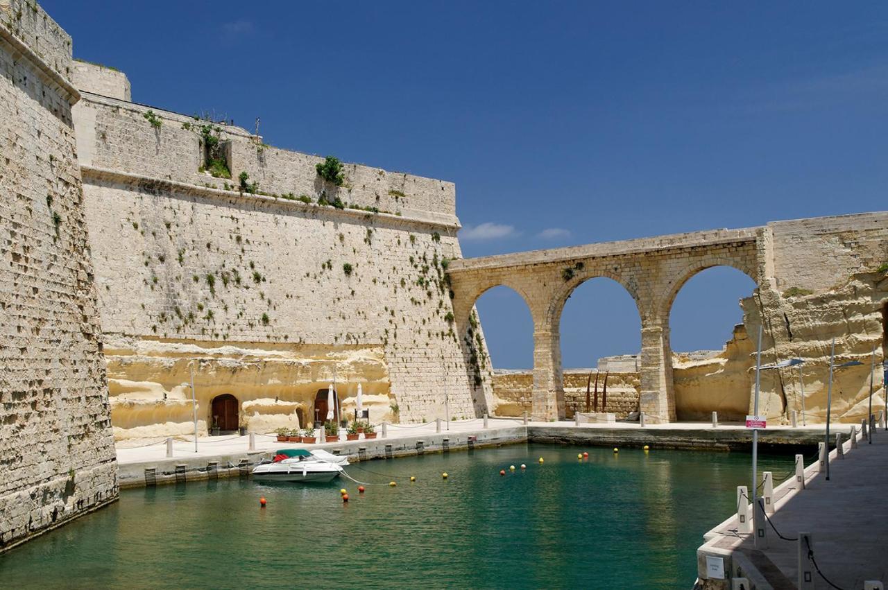 Traditional Maltese Townhouse, Roof Terrace And Views セングレア エクステリア 写真