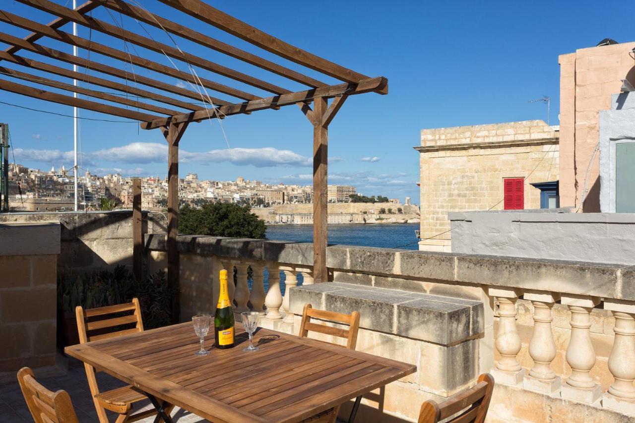 Traditional Maltese Townhouse, Roof Terrace And Views セングレア エクステリア 写真